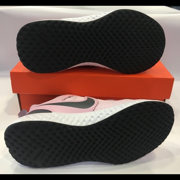 Nike Youth Revolution 5 Velcro - Picture 5 of 5
